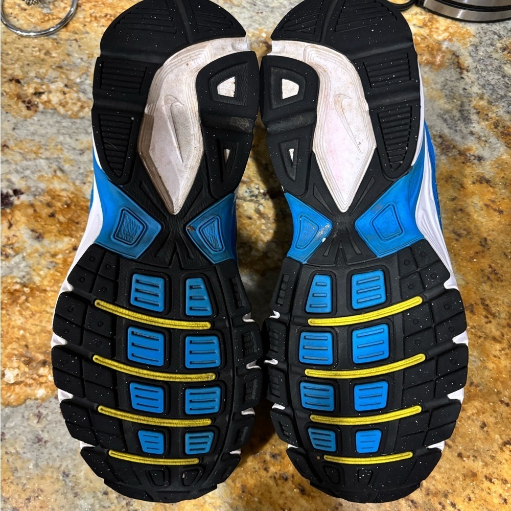 Nike Initiator size 8 - Picture 9 of 9